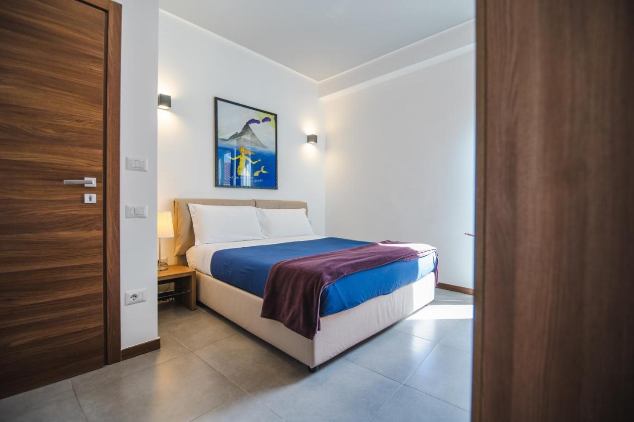 Arco Dei Pinto Bed & Breakfast Salerno Bagian luar foto