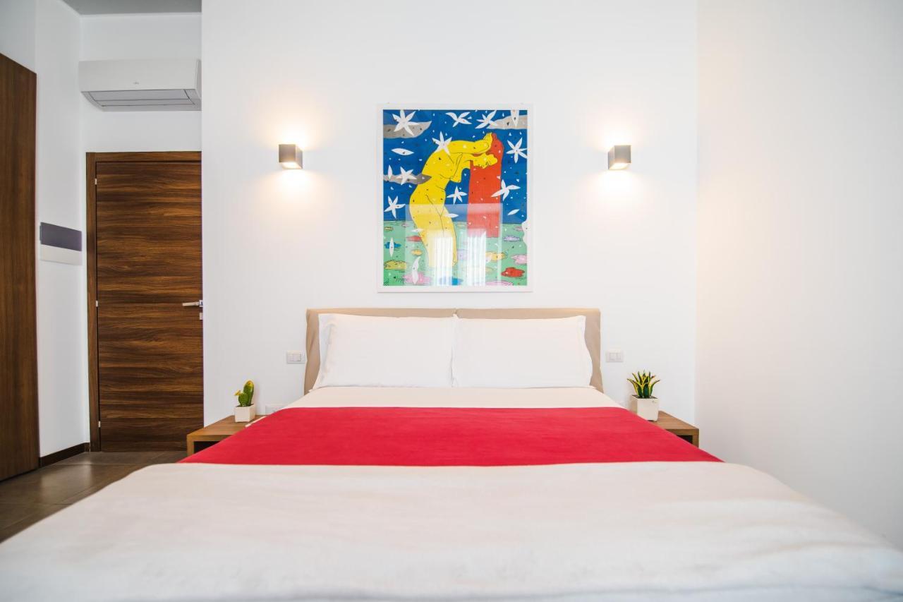 Arco Dei Pinto Bed & Breakfast Salerno Bagian luar foto