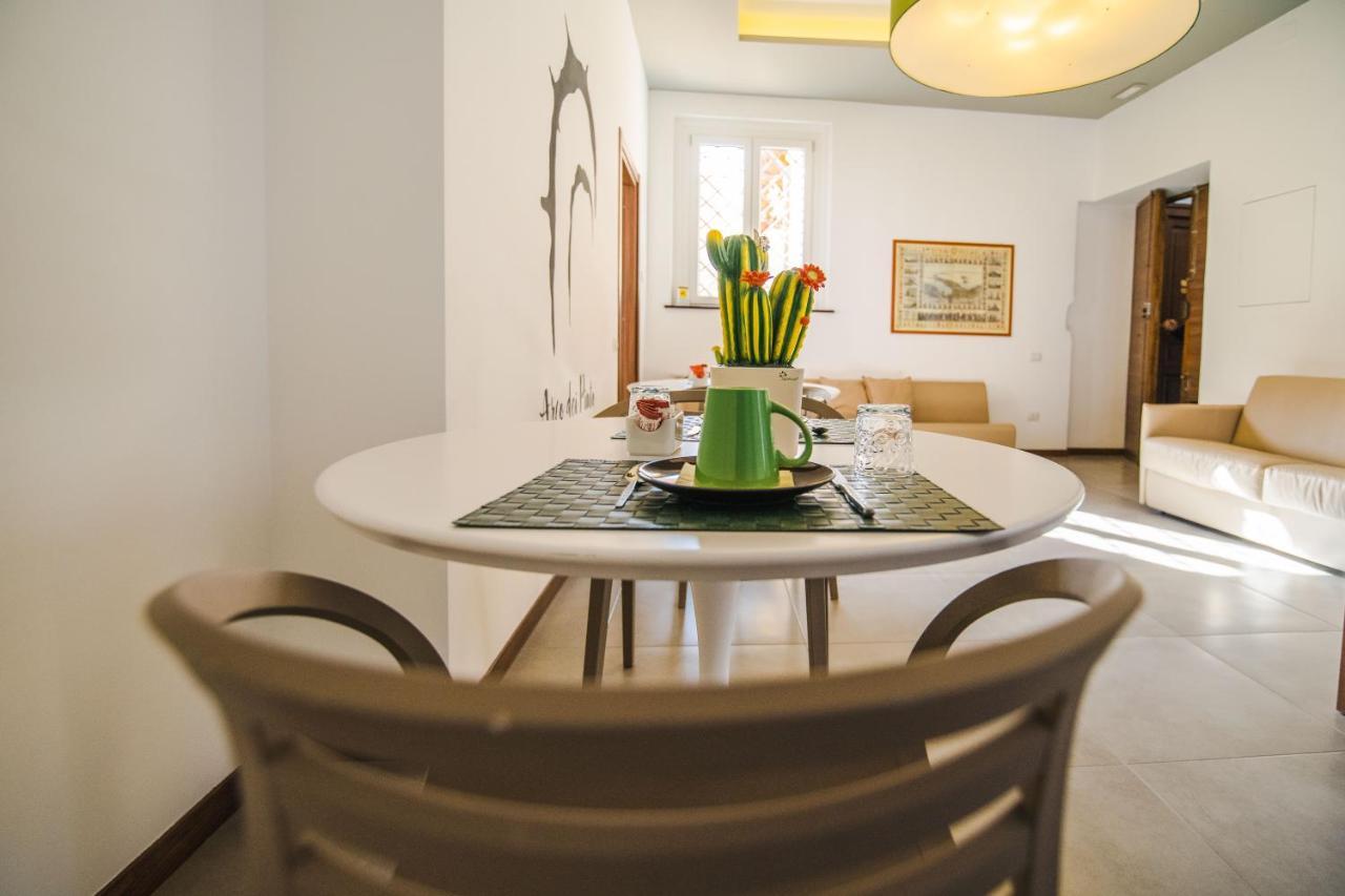 Arco Dei Pinto Bed & Breakfast Salerno Bagian luar foto