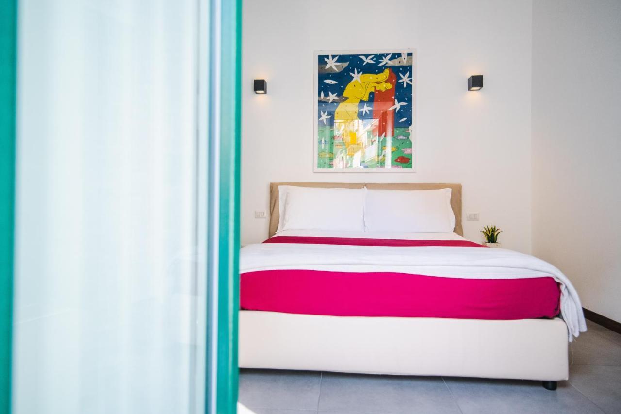 Arco Dei Pinto Bed & Breakfast Salerno Bagian luar foto