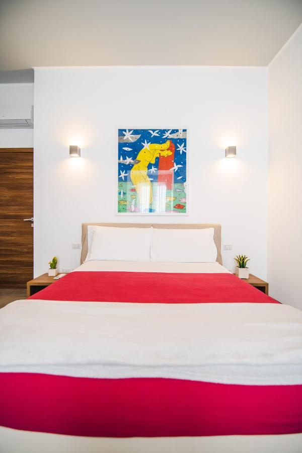 Arco Dei Pinto Bed & Breakfast Salerno Bagian luar foto