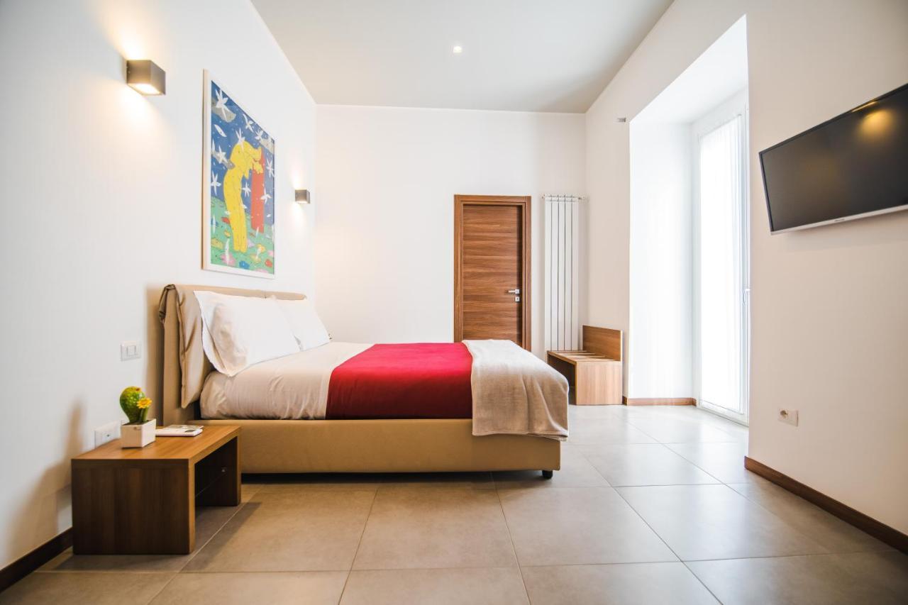 Arco Dei Pinto Bed & Breakfast Salerno Bagian luar foto